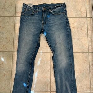 NWOT Levi’s 511 32 x 32